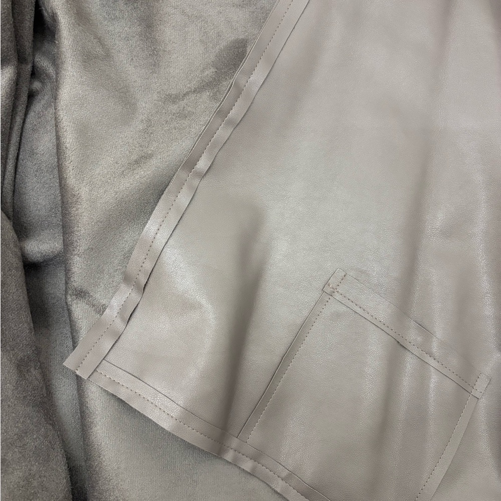 PLANET by Lauren G Vegan Leather Cape Jacket - Picture 4 of 4